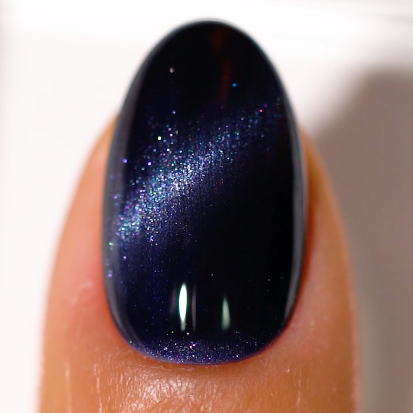 DC Cat Eyes #18 - Master Bombay