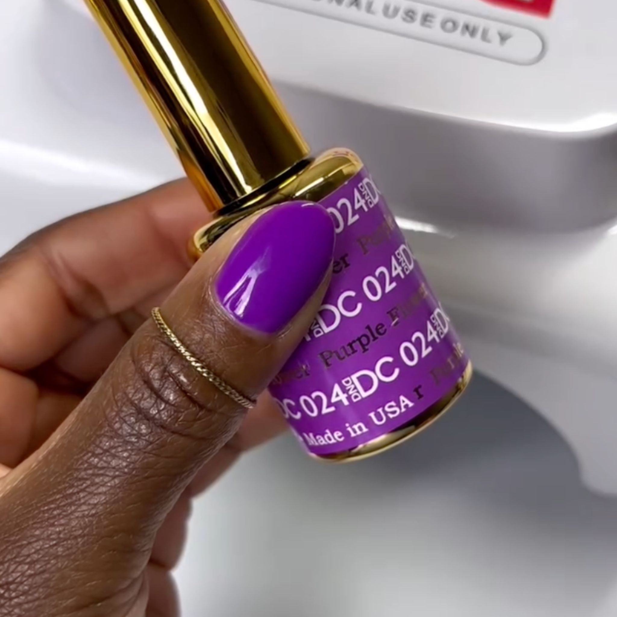 Purple Flower #024 – DND Gel