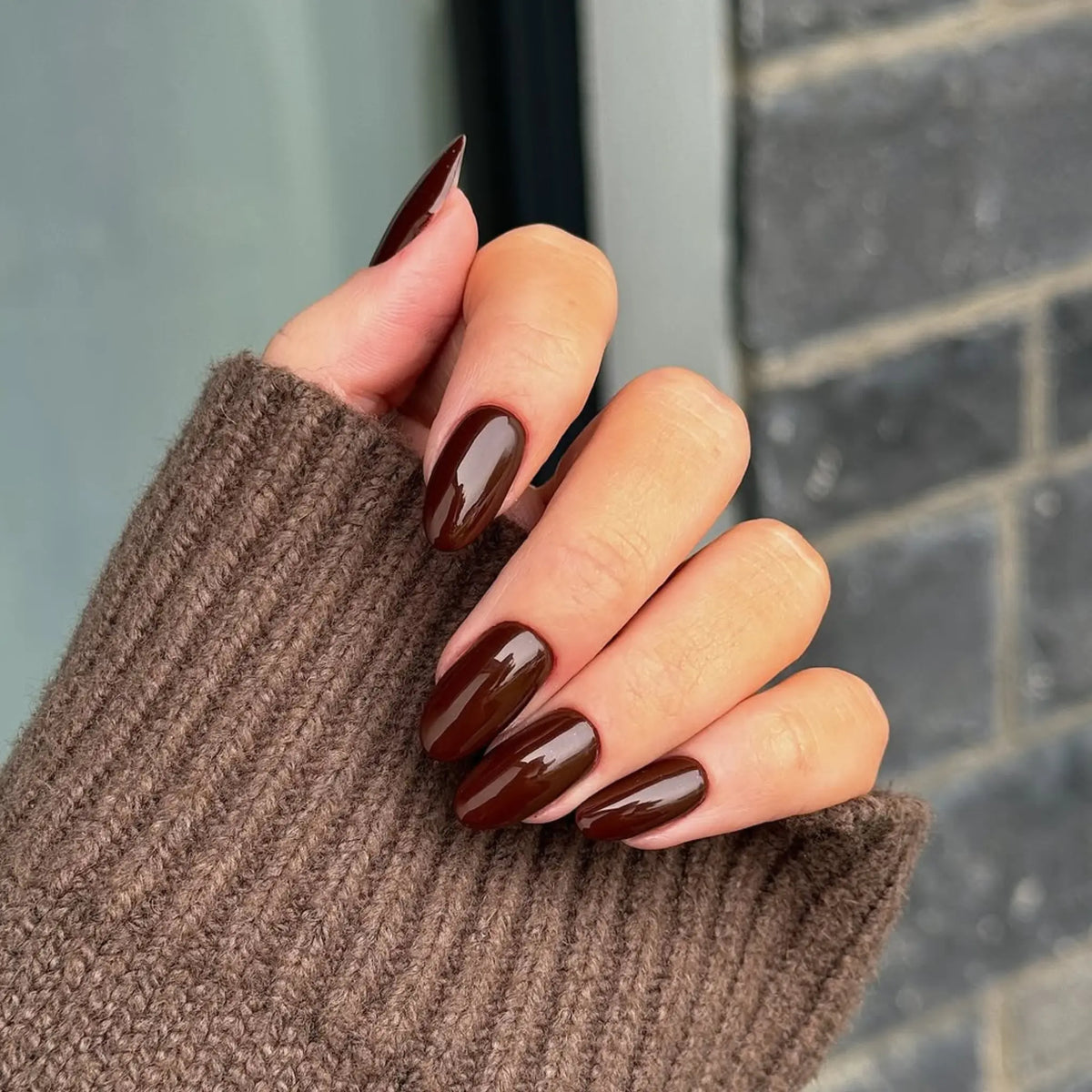 Walnut Brown #052
