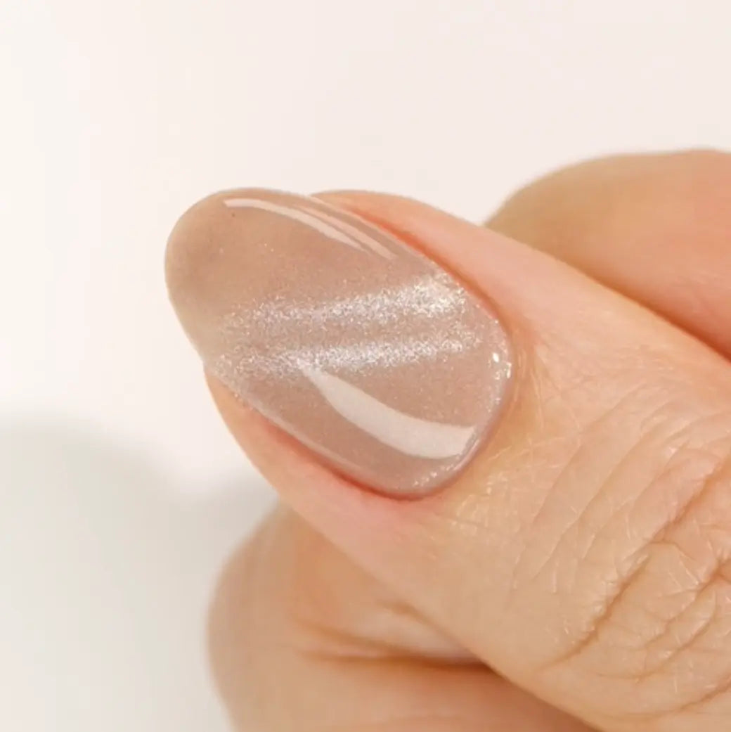 9D Cat Eye Creamy #32- Catsanova