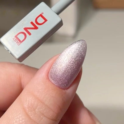 9D Cat Eye Creamy #34 — Royal Paws