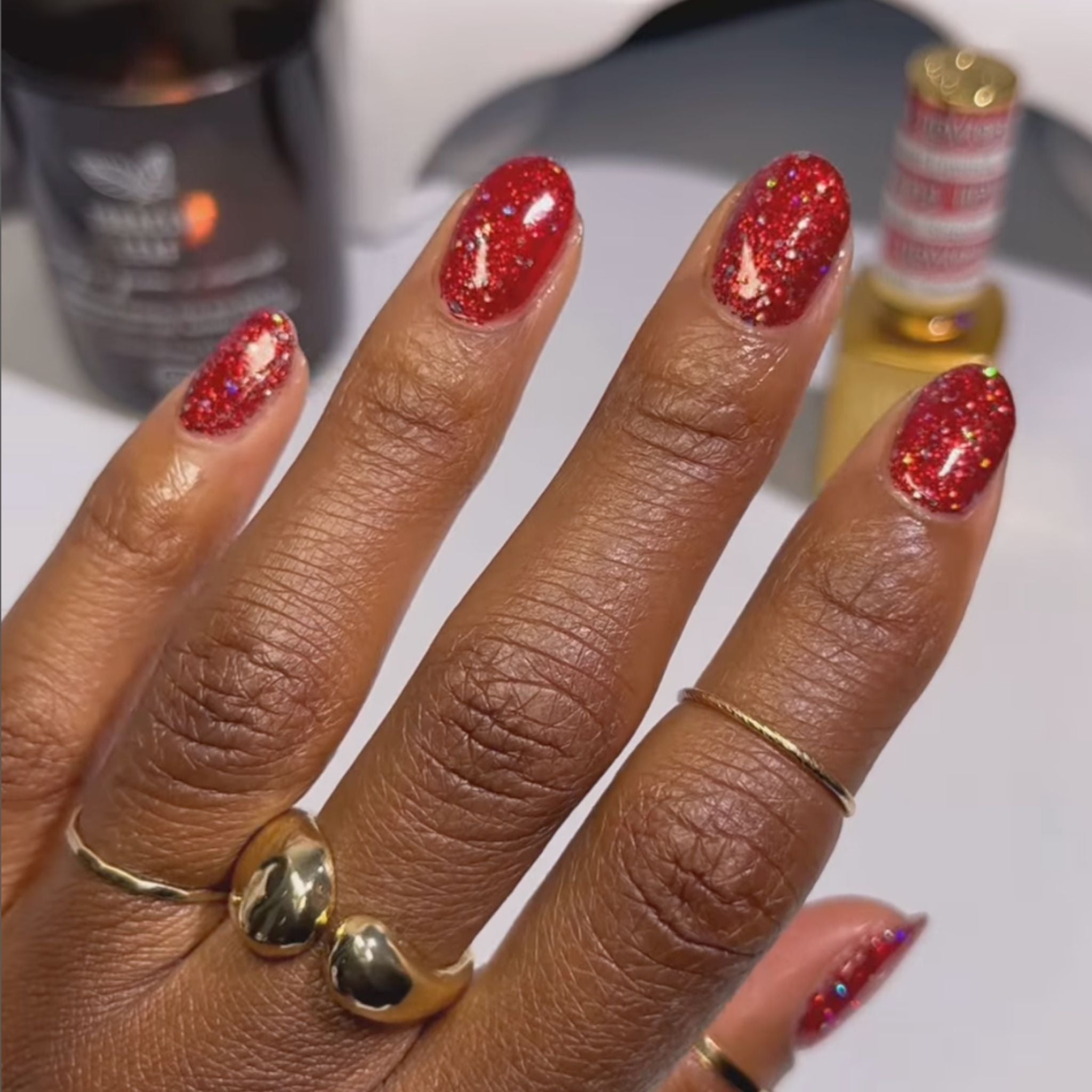 Sequin Lipstick DIVA #034 – DND Gel