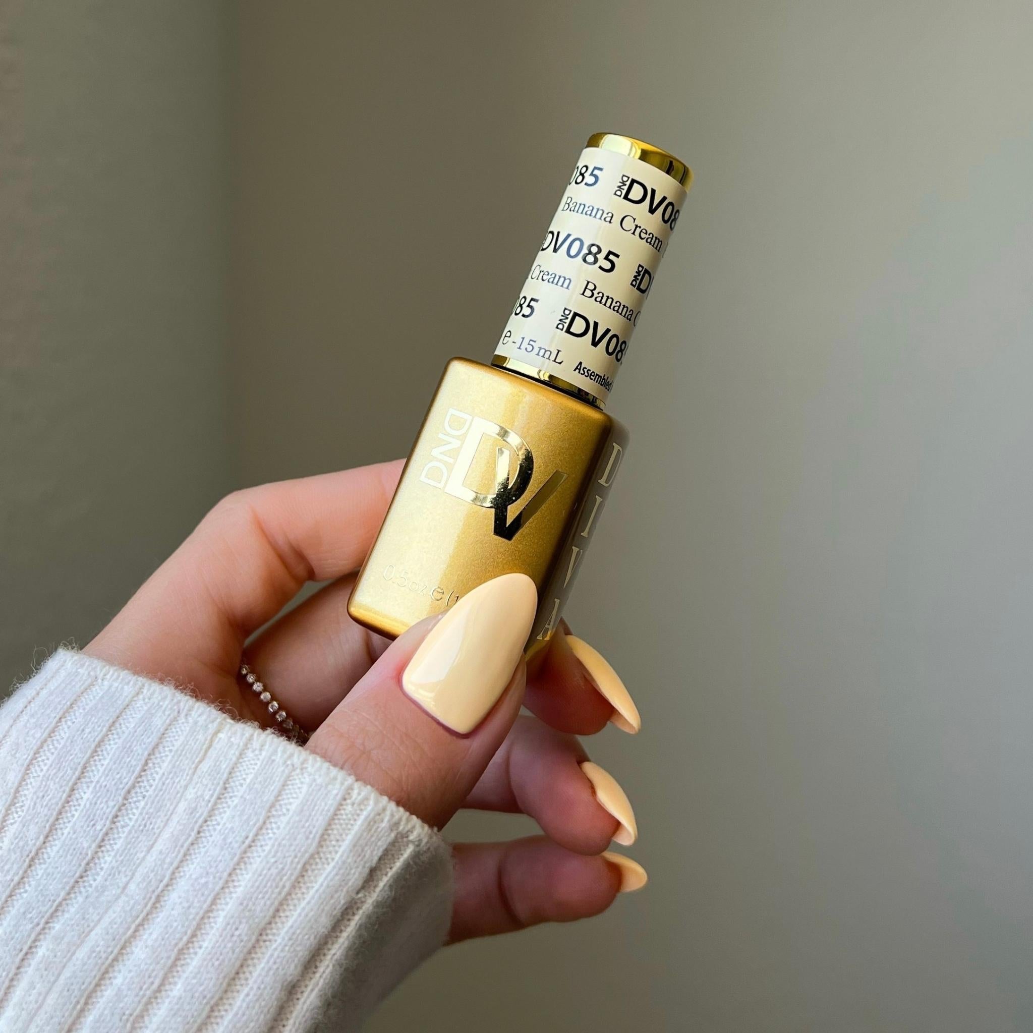Banana Cream DIVA #085 – DND Gel