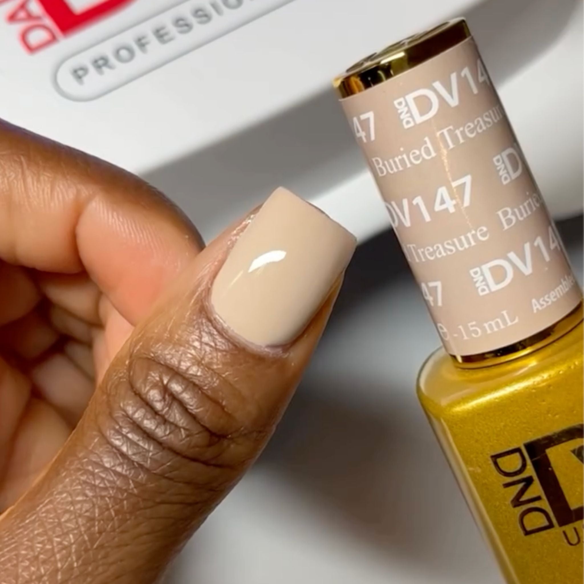 Buried Treasure DIVA #147 – DND Gel