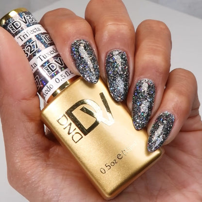 Tuxedo Trifecta DIVA #327