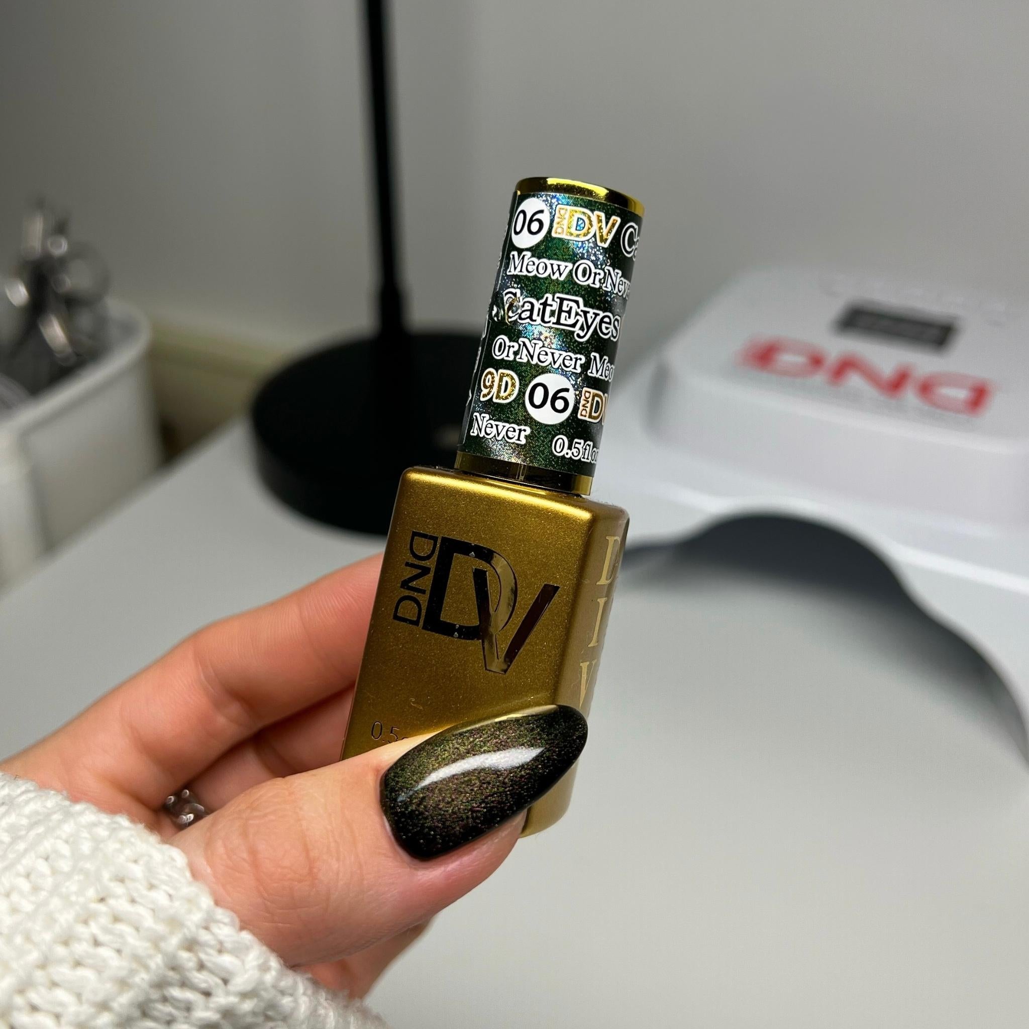 DIVA 9D Cat Eye Glassball #06 - Meow Or Never – DND Gel