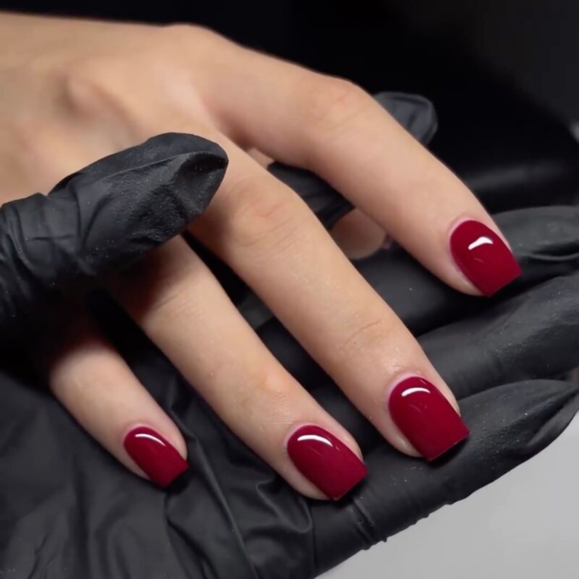 Scarlett Dreams #753 – DND Gel Scarlett Dreams #753 – DND Gel