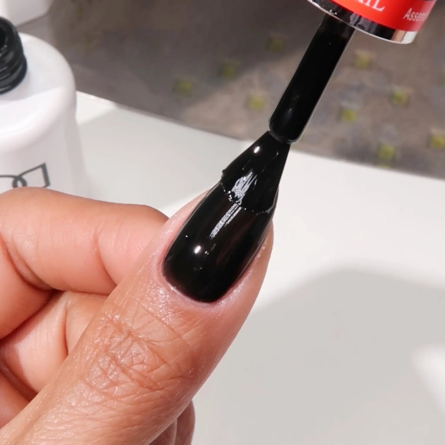 DND Chrome Base Gel #5555 - Black